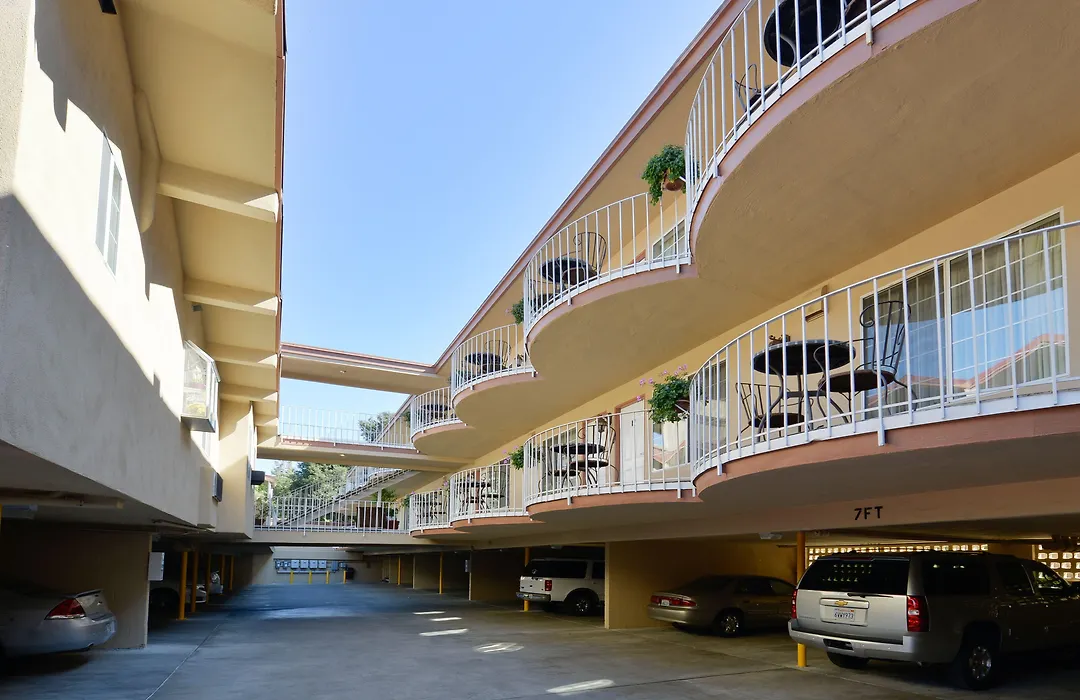 Best Western Plus Riviera-1